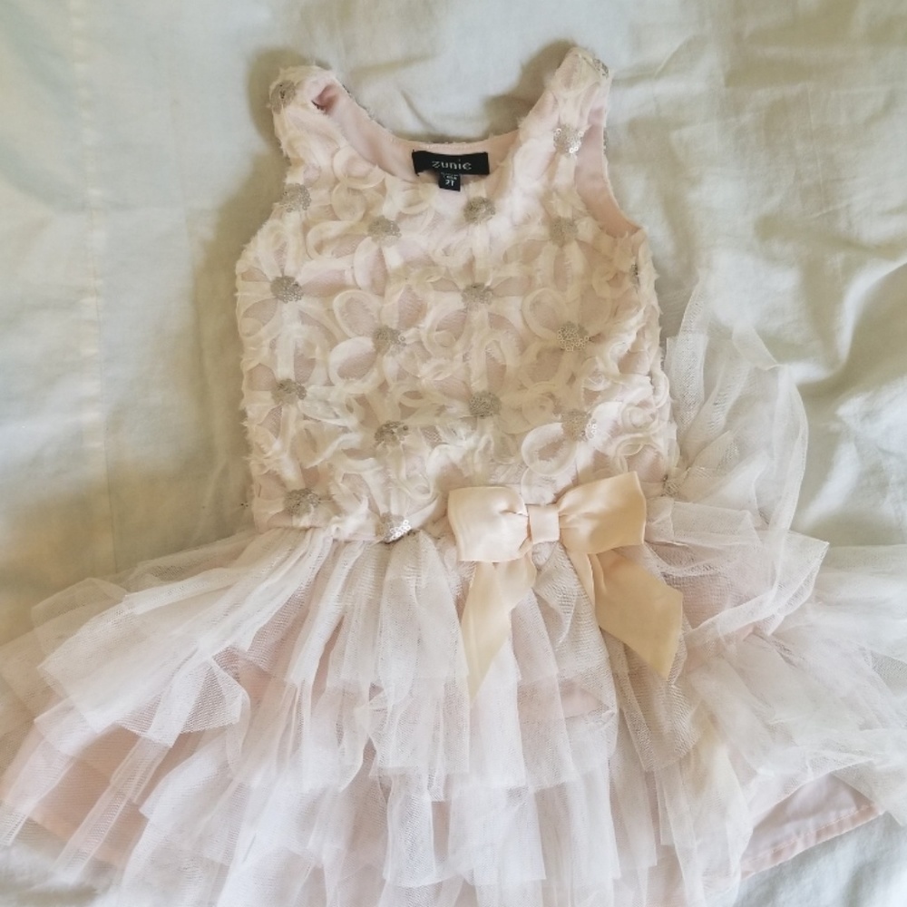 Zunie frilly dress